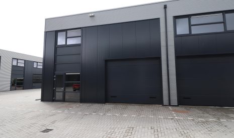 Te Koop: Foto Bedrijfsruimte aan de Werfweg 1-35 in Lelystad