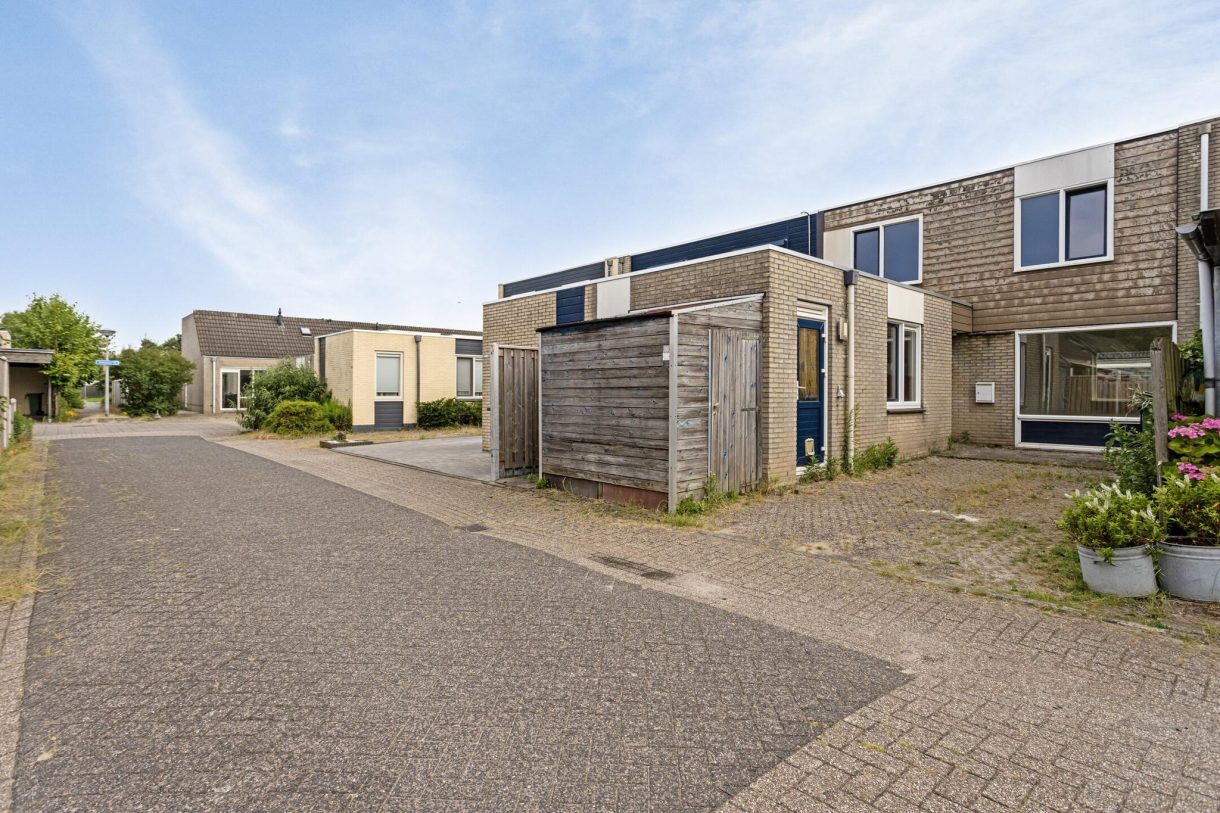 Te koop: Foto Woonhuis aan de Schoener 16 84 in Lelystad