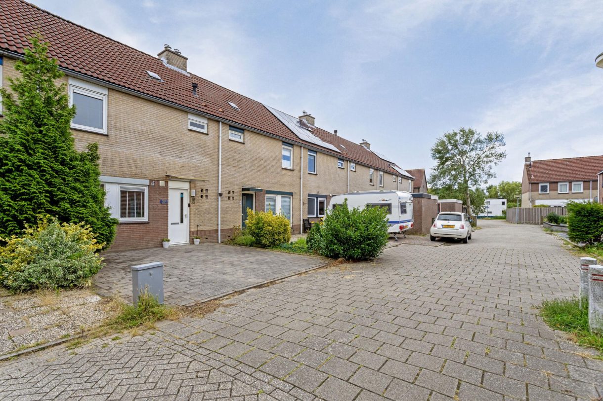 Te koop: Foto Woonhuis aan de Schoener 48 23 in Lelystad