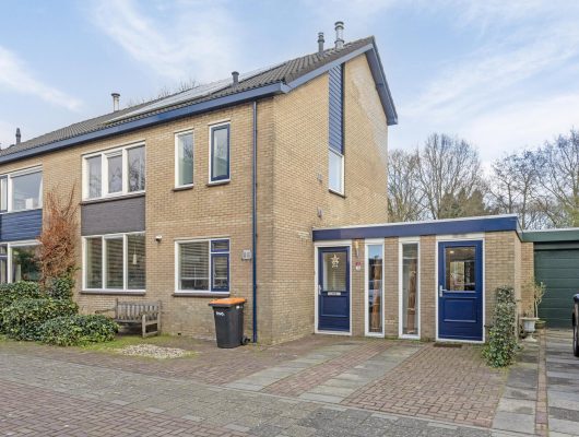 Hoofdfoto van Lelystad Karveel 12 36