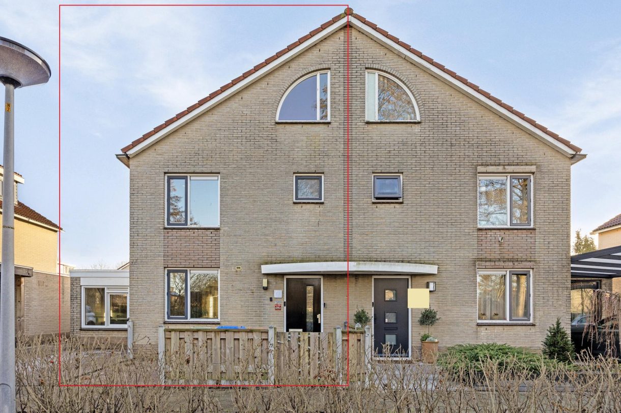 Te koop: Foto Woonhuis aan de Sneekermeerstraat 15 in Lelystad