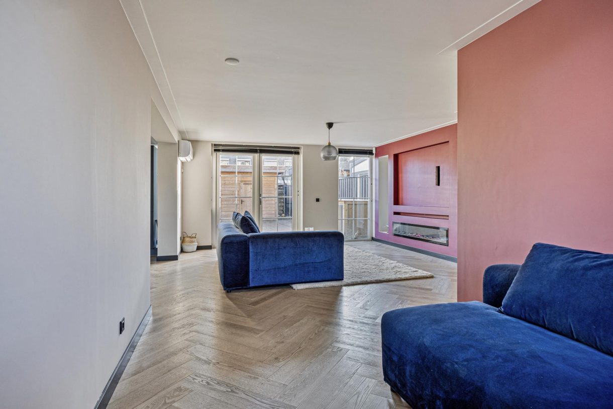 Te koop: Foto Woonhuis aan de Sneekermeerstraat 15 in Lelystad