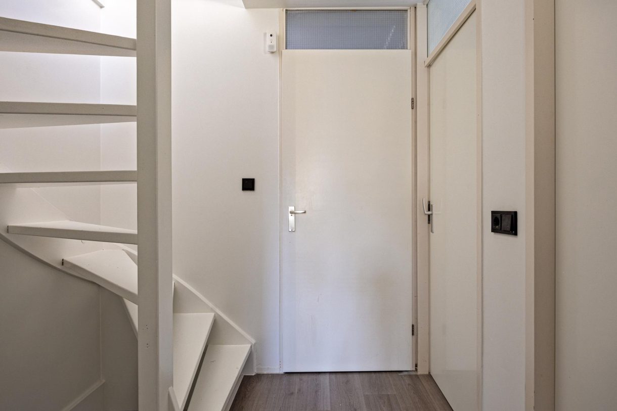 Te koop: Foto Woonhuis aan de Sneekermeerstraat 15 in Lelystad