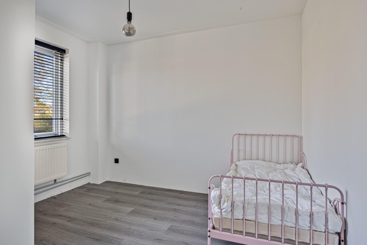 Te koop: Foto Woonhuis aan de Sneekermeerstraat 15 in Lelystad