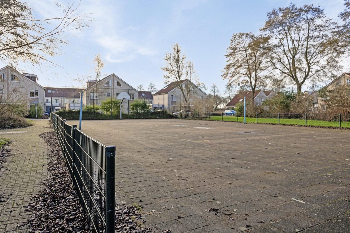 Te koop: Foto Woonhuis aan de Sneekermeerstraat 15 in Lelystad