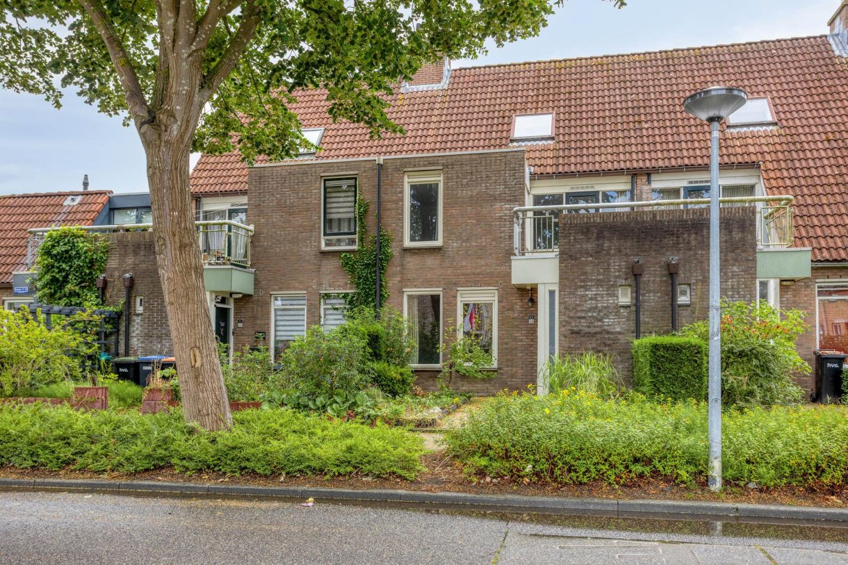 Te koop: Foto Woonhuis aan de De Veste 11 8 in Lelystad